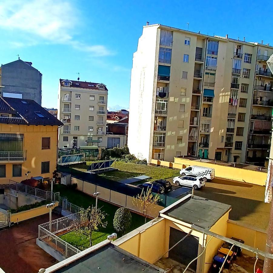 Intero Appartamento Luminoso E Accogliente ! ตูริน ภายนอก รูปภาพ